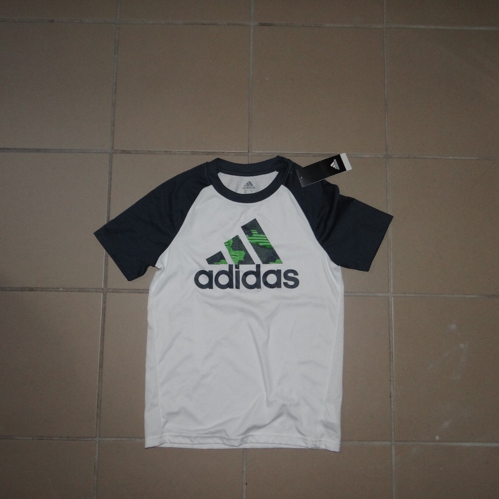 Adidas White T Shirt New Medium (10/12)